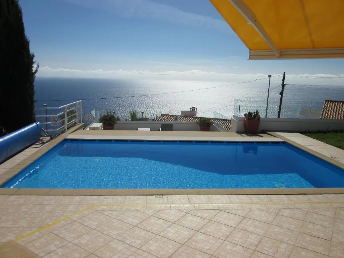 Villa Hansen In Garajau - Cristo Rei Canico