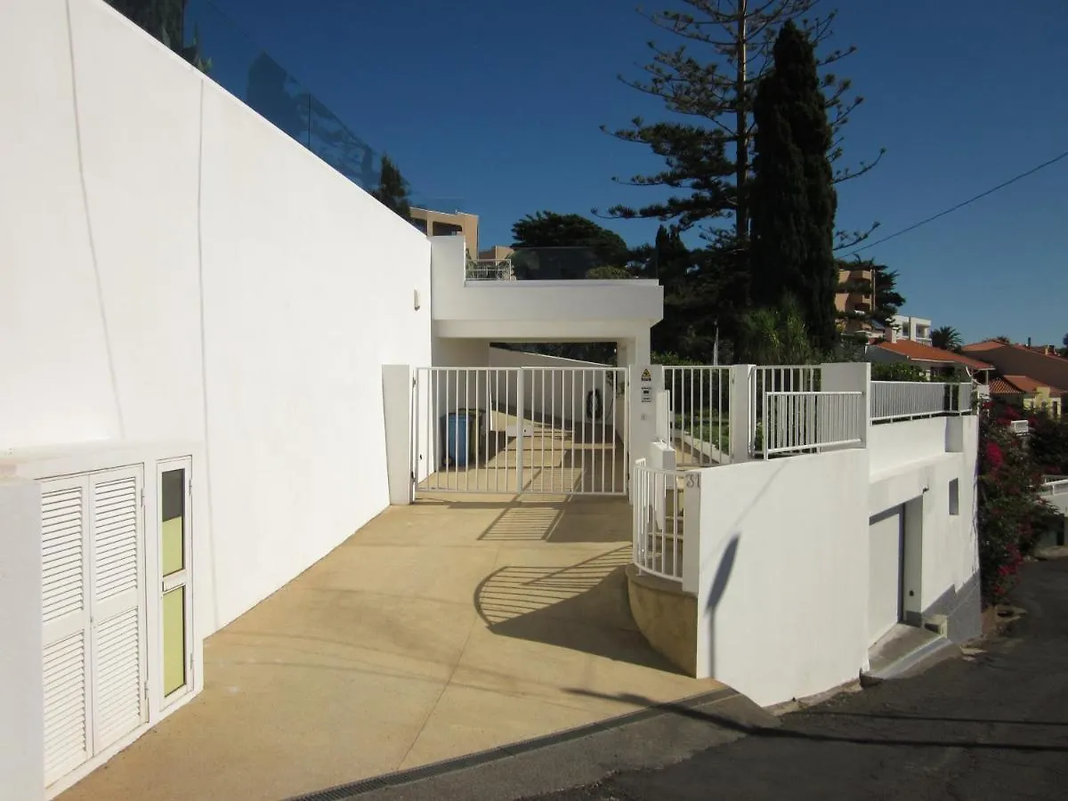 Villa Hansen In Garajau - Cristo Rei Canico