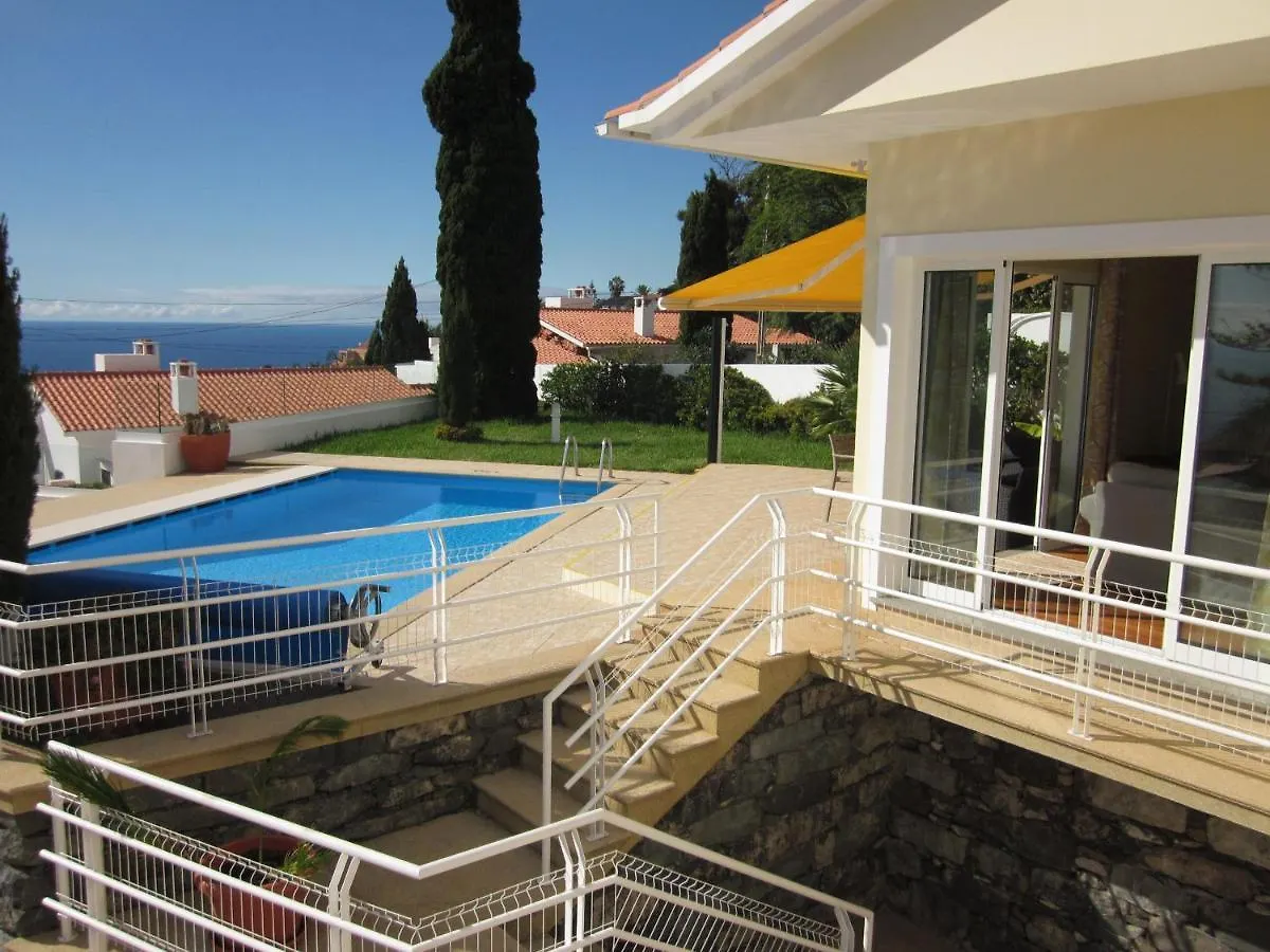 Villa Hansen In Garajau - Cristo Rei Canico